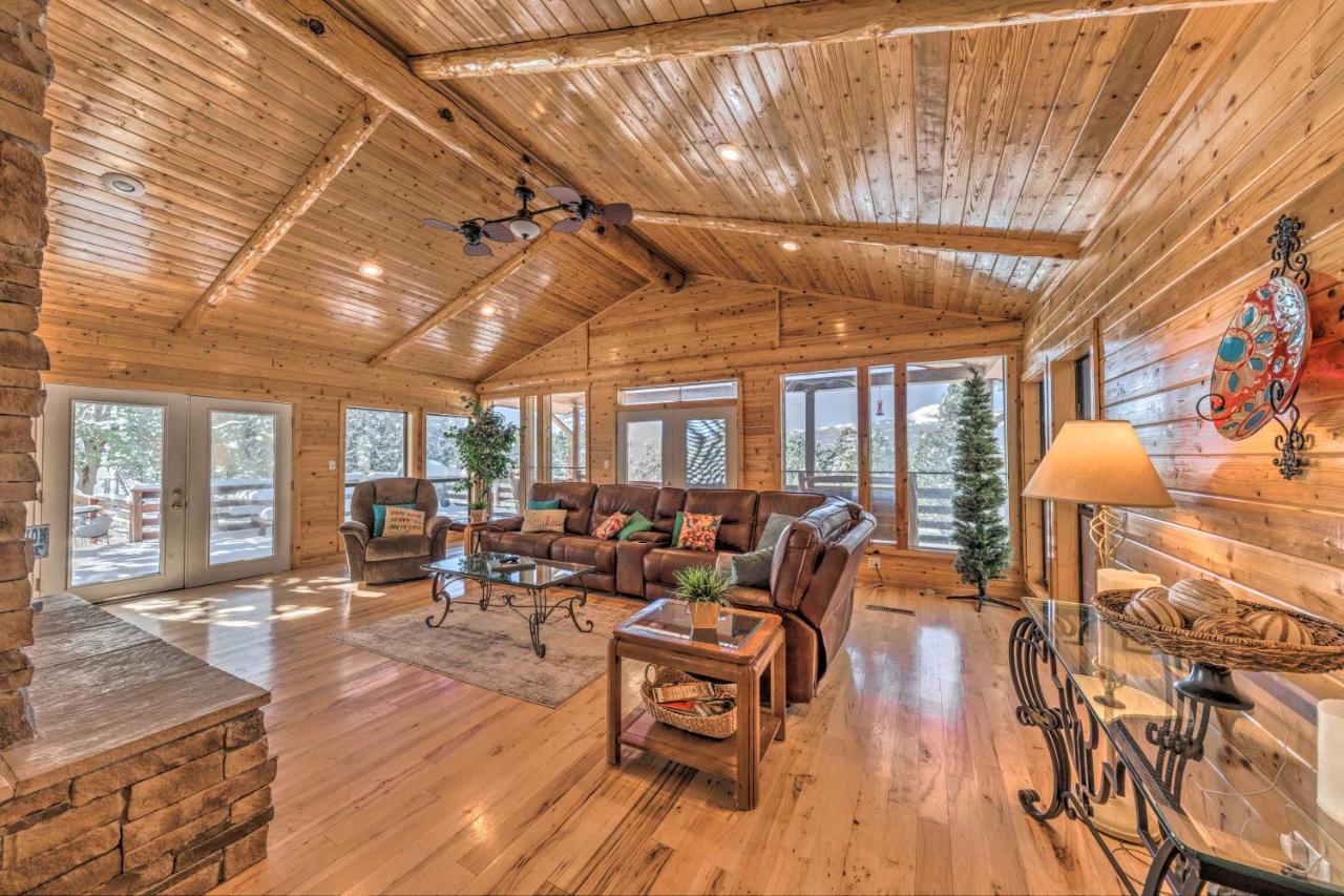 Spacious Ruidoso Home With Hot Tub And Fireplaces Extérieur photo