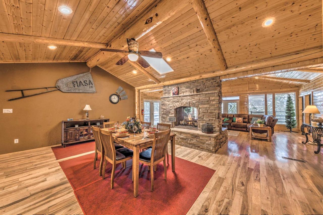 Spacious Ruidoso Home With Hot Tub And Fireplaces Extérieur photo