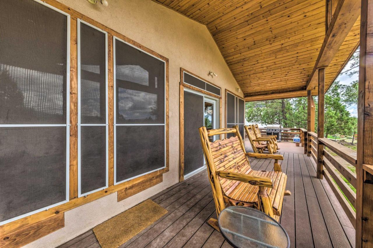 Spacious Ruidoso Home With Hot Tub And Fireplaces Extérieur photo